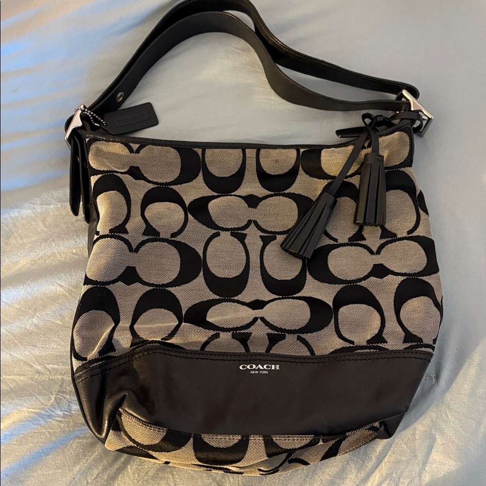 Vintage Coach Purse in excellent used condition